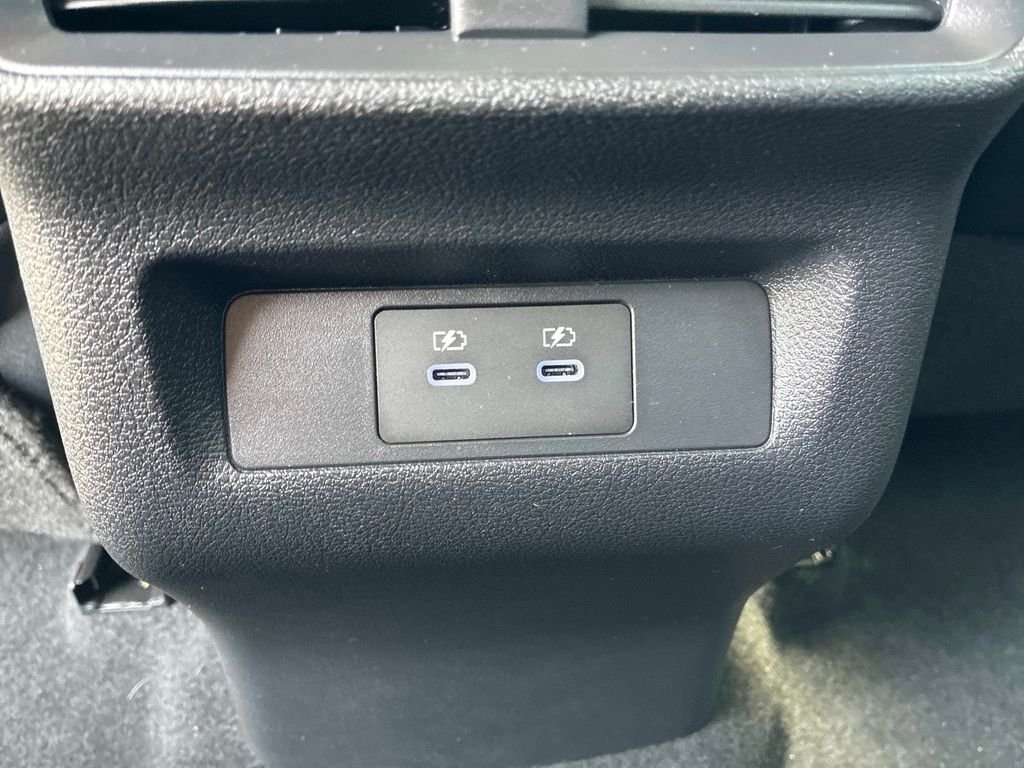 Used 2025 Gray Nissan SV image 17