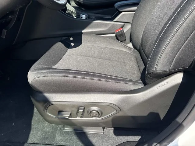 New 2026 White Jeep Laredo X image 18