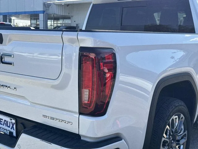 Used 2023 White GMC Denali Ultimate image 12