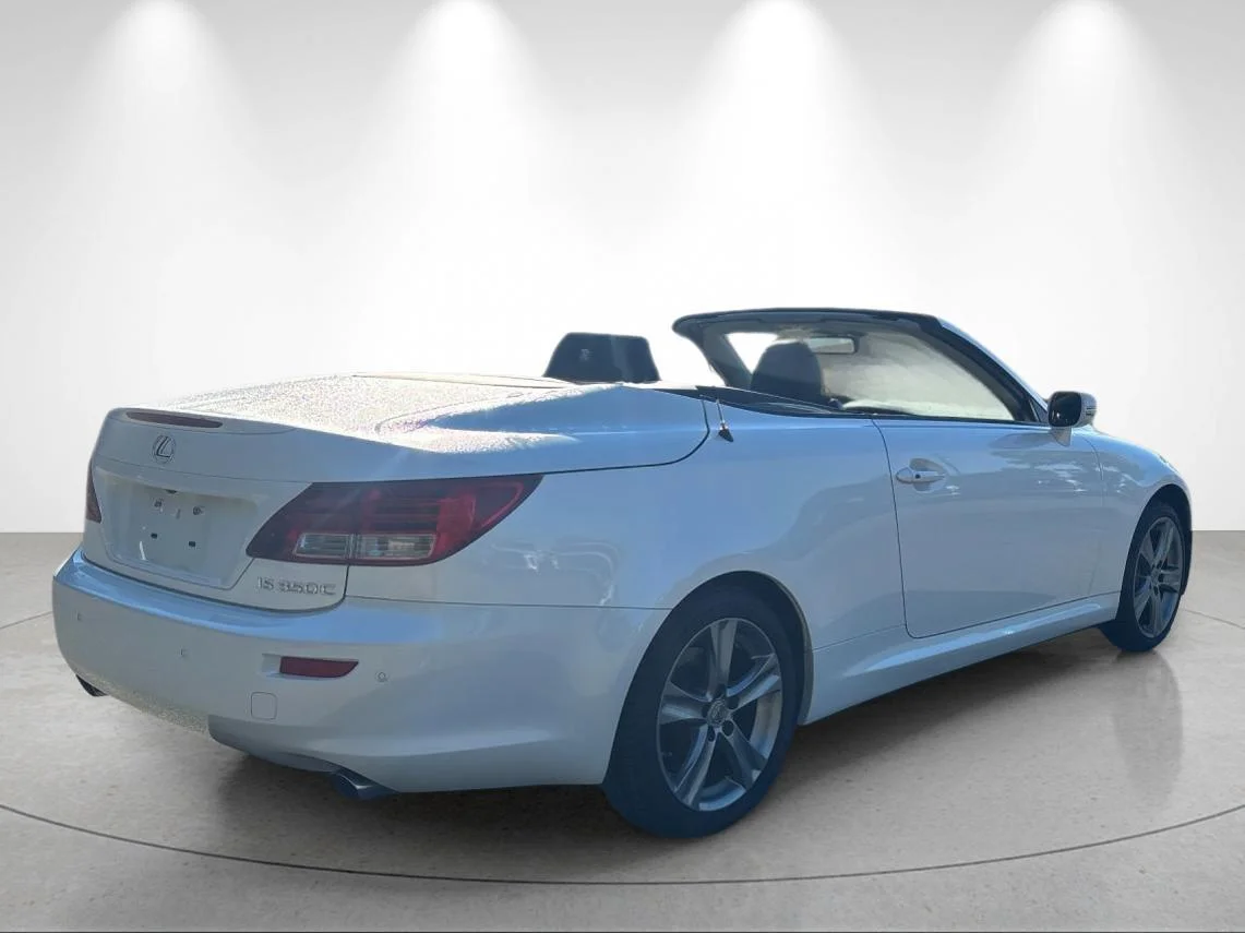 Used 2013 Starfire Pearl Lexus Base image 5