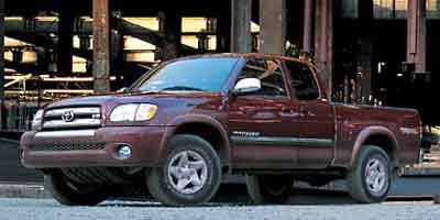 Used 2003 Natural White Toyota SR5 image 1