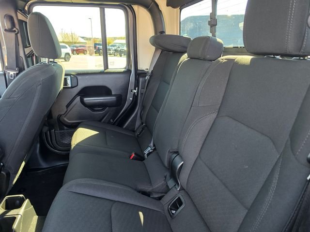 Used 2023 Gray Jeep Sport S image 11
