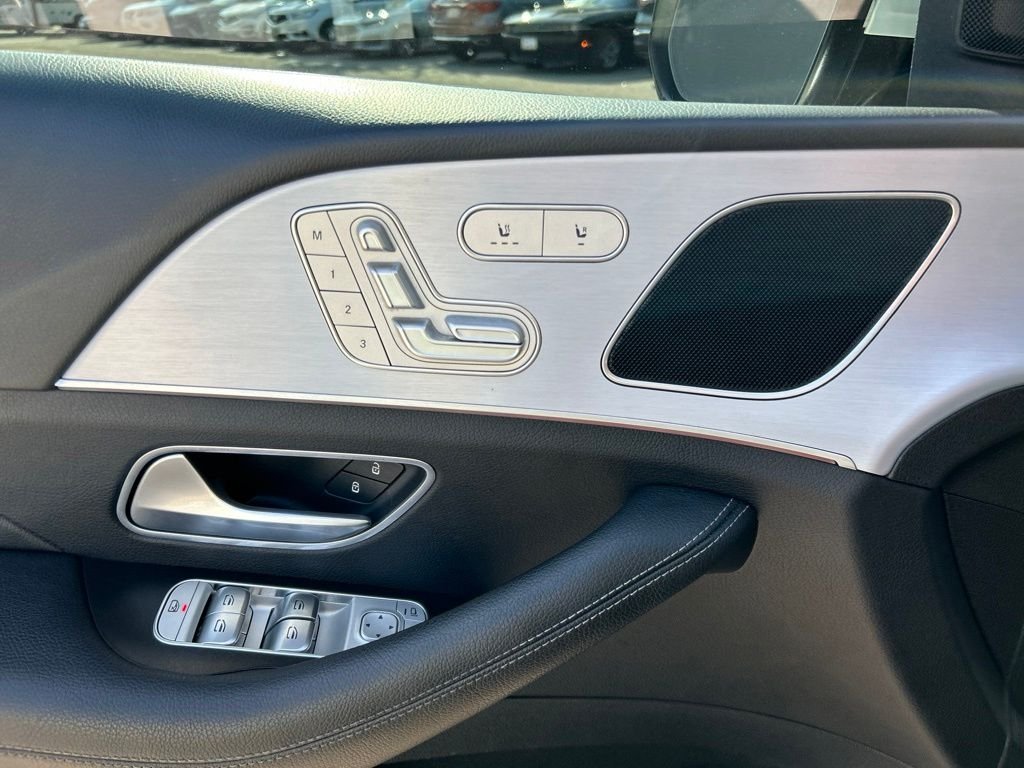 Used 2024 White Mercedes-Benz GLE 350 image 13