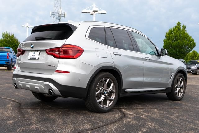 Used 2020 Glacier Silver Metallic BMW xDrive30i image 9