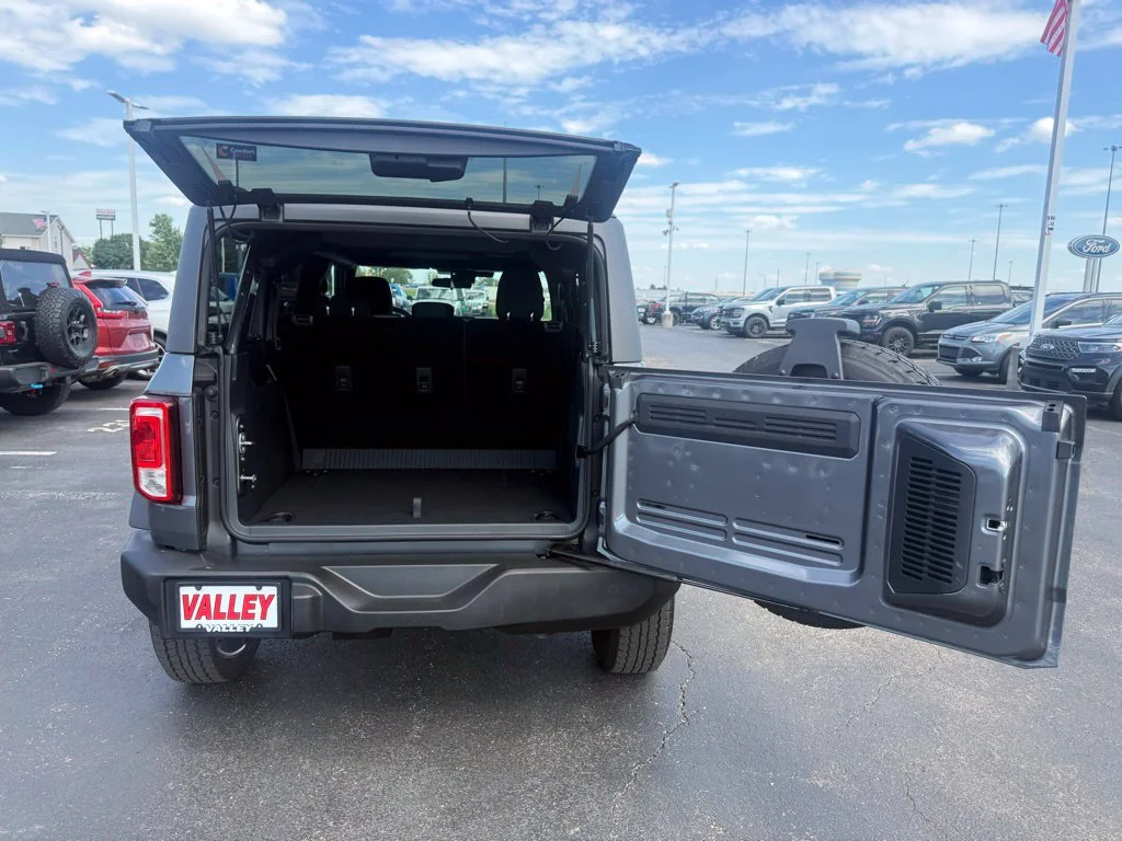 New 2026 Carbonized Gray Metallic Ford Big Bend® image 41