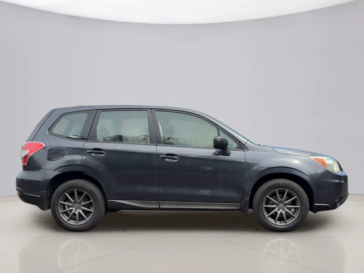 Used 2014 Gray Subaru SED image 6