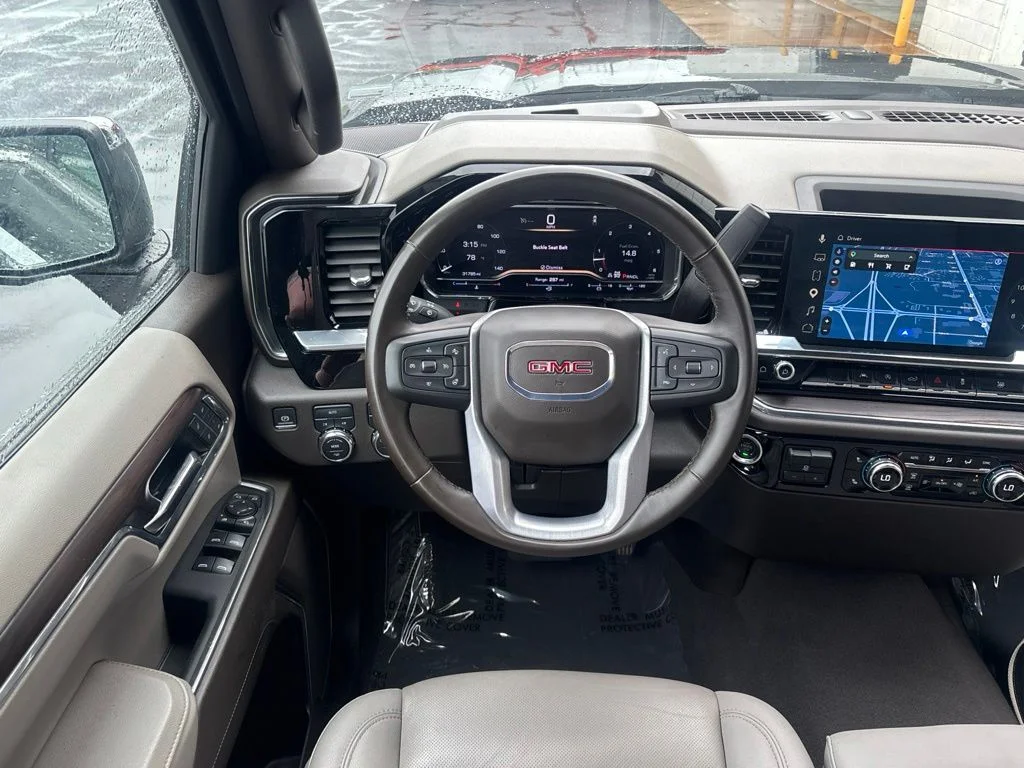 Used 2025 Black GMC SLT image 3