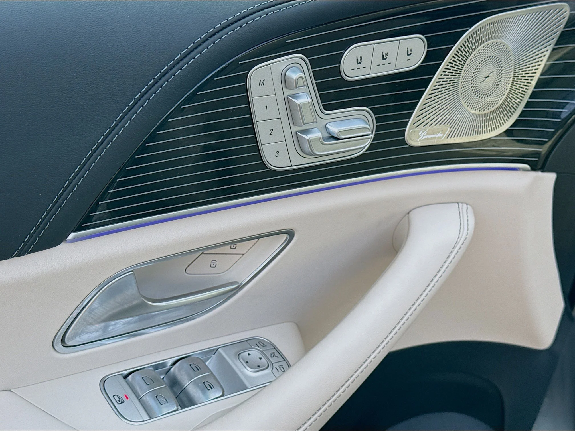 Used 2026 Selenite Grey Mercedes-Benz AMG® GLE 53 image 23