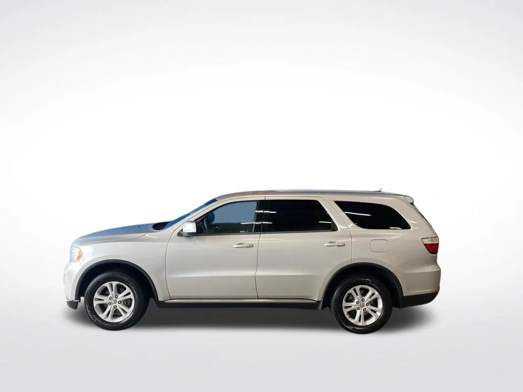 Used 2012 Silver Dodge SXT image 4