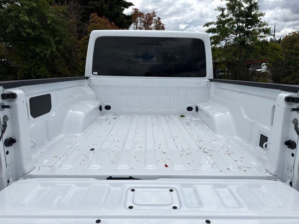 New 2026 Bright White Clearcoat Jeep Mojave image 11