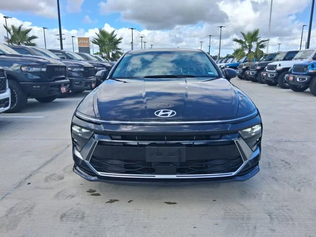 Used 2024 Blue Hyundai SEL image 2