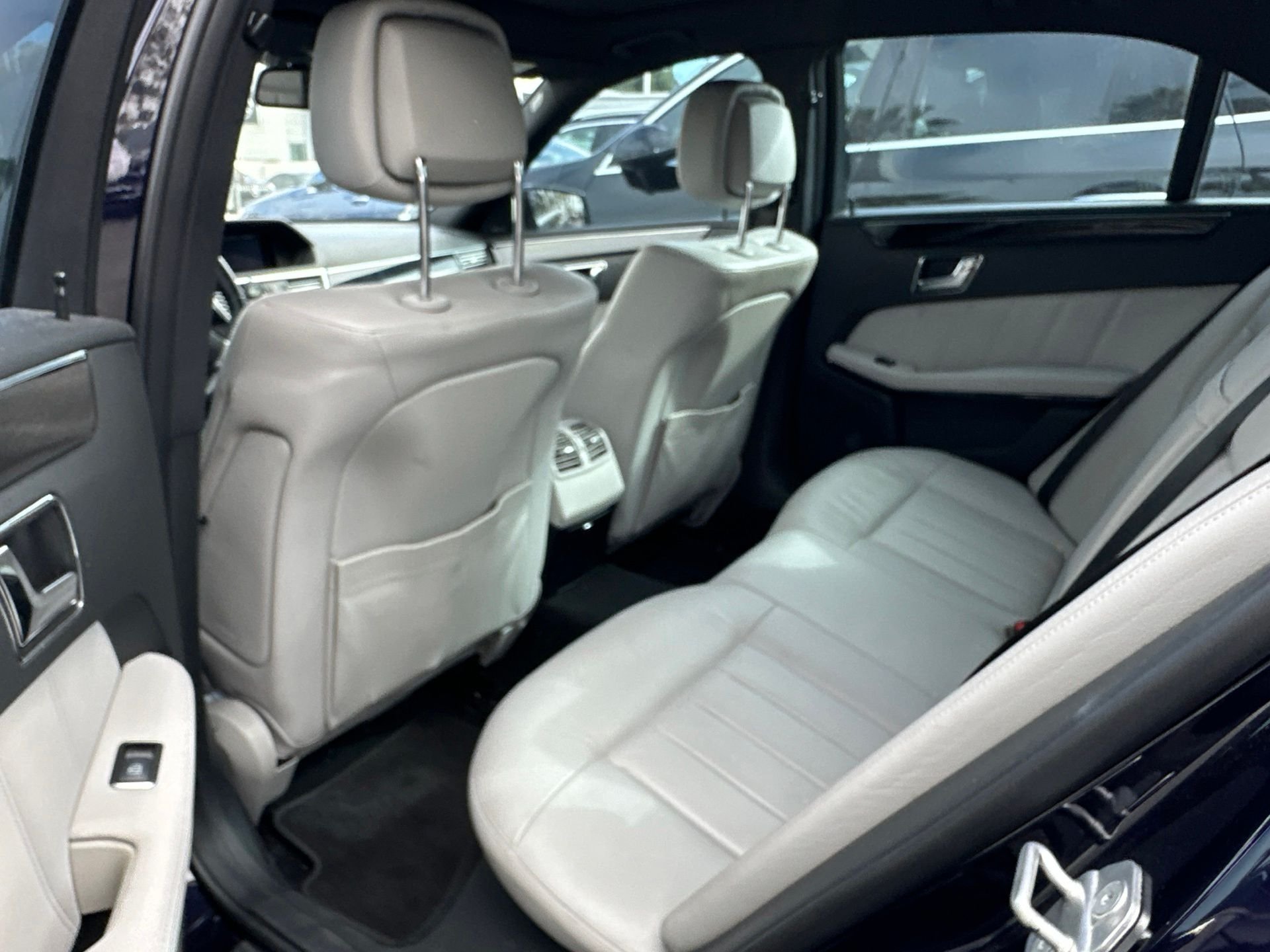 Used 2011 Blue Mercedes-Benz E 350 image 7