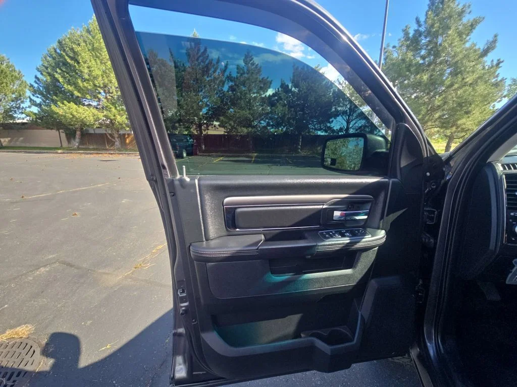 Used 2018 Gray Ram Sport image 28
