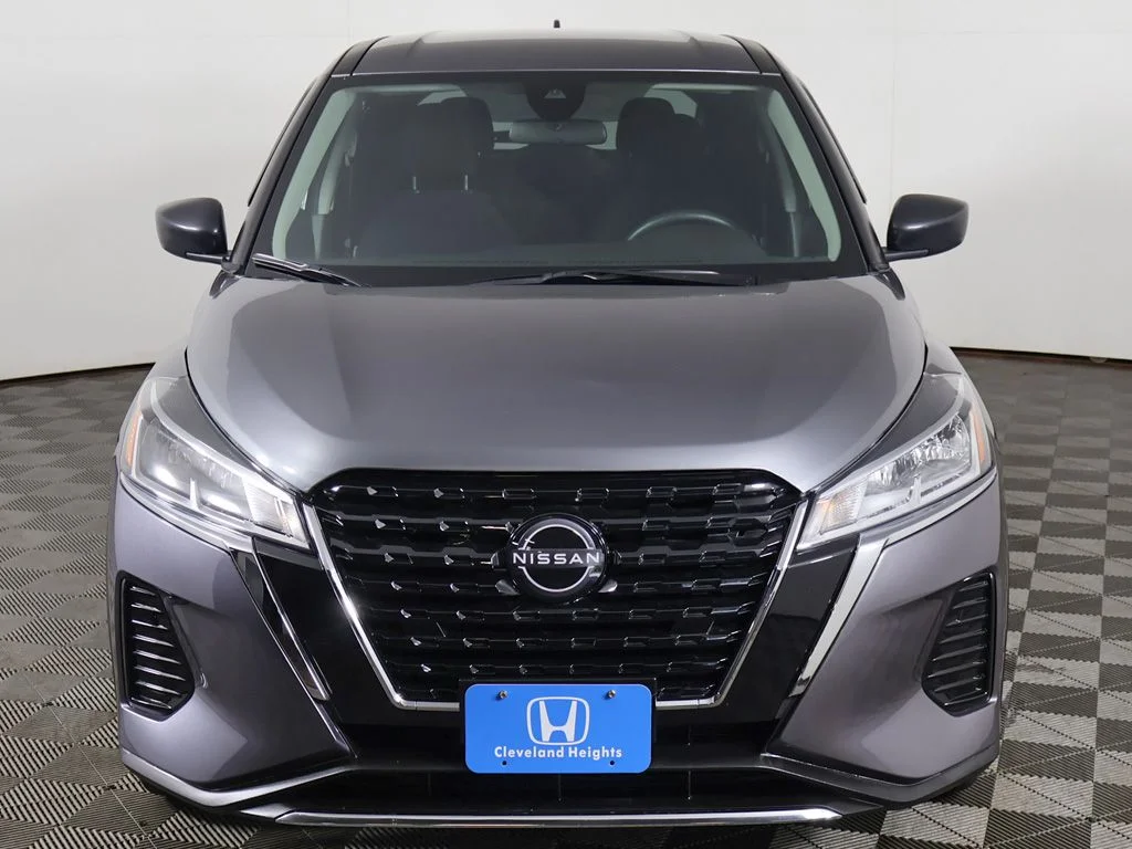 Used 2024 Gun Metallic Nissan S image 9
