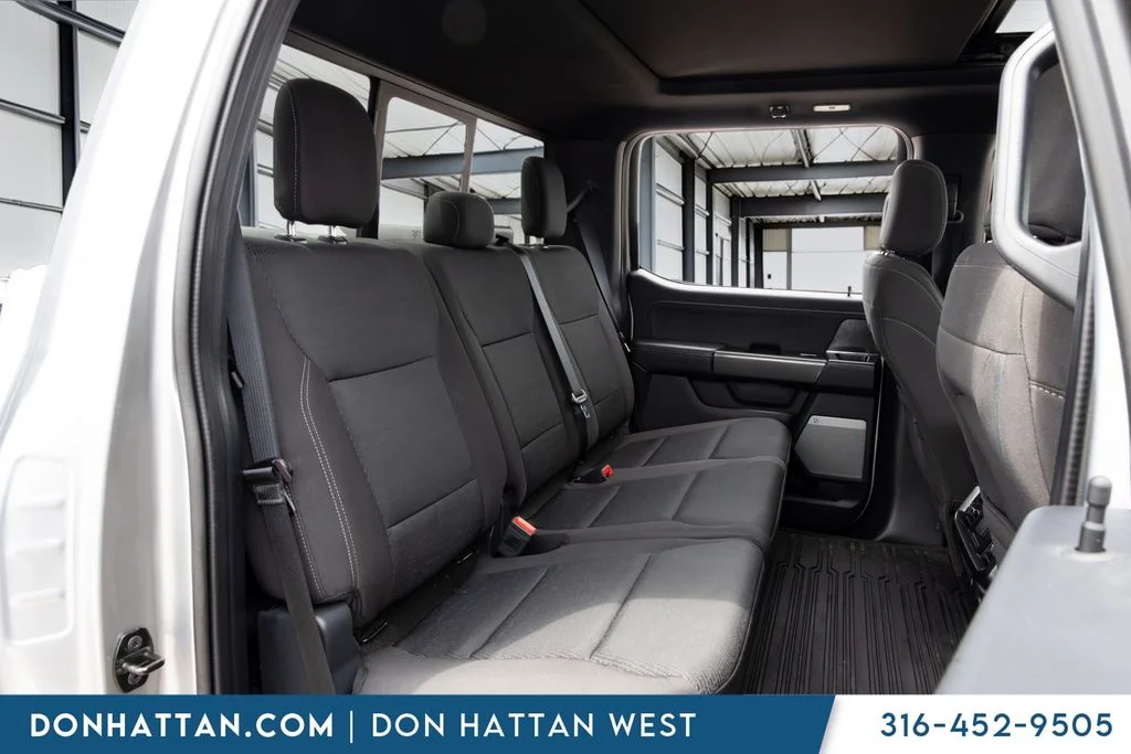Used 2023 Silver Ford XLT image 19