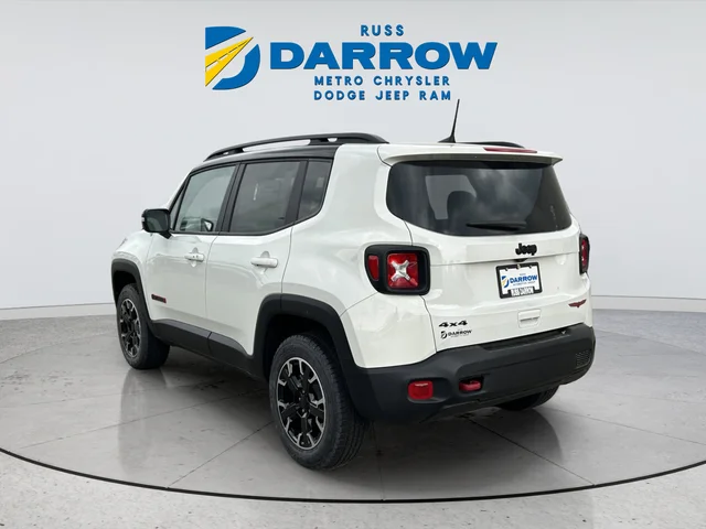 Used 2023 White Jeep Trailhawk image 3