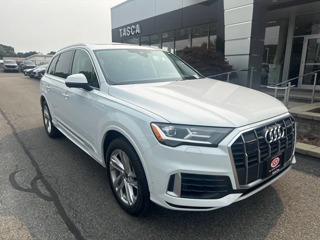 2023 Audi Q7 Premium Plus