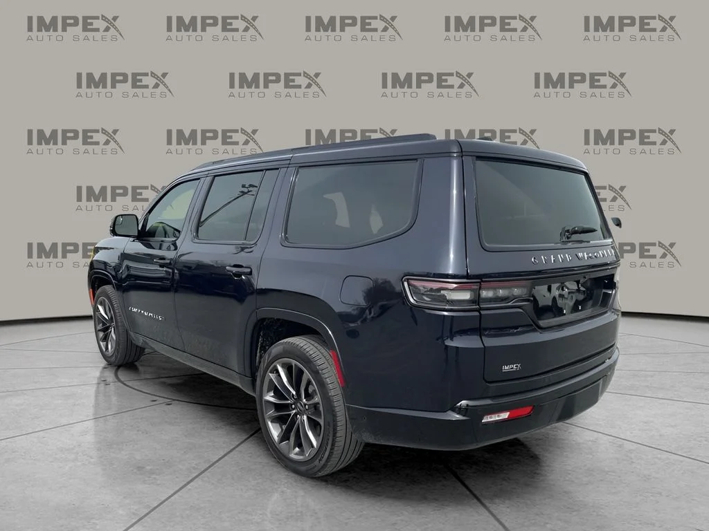 Used 2024 Blue Jeep Series II image 3