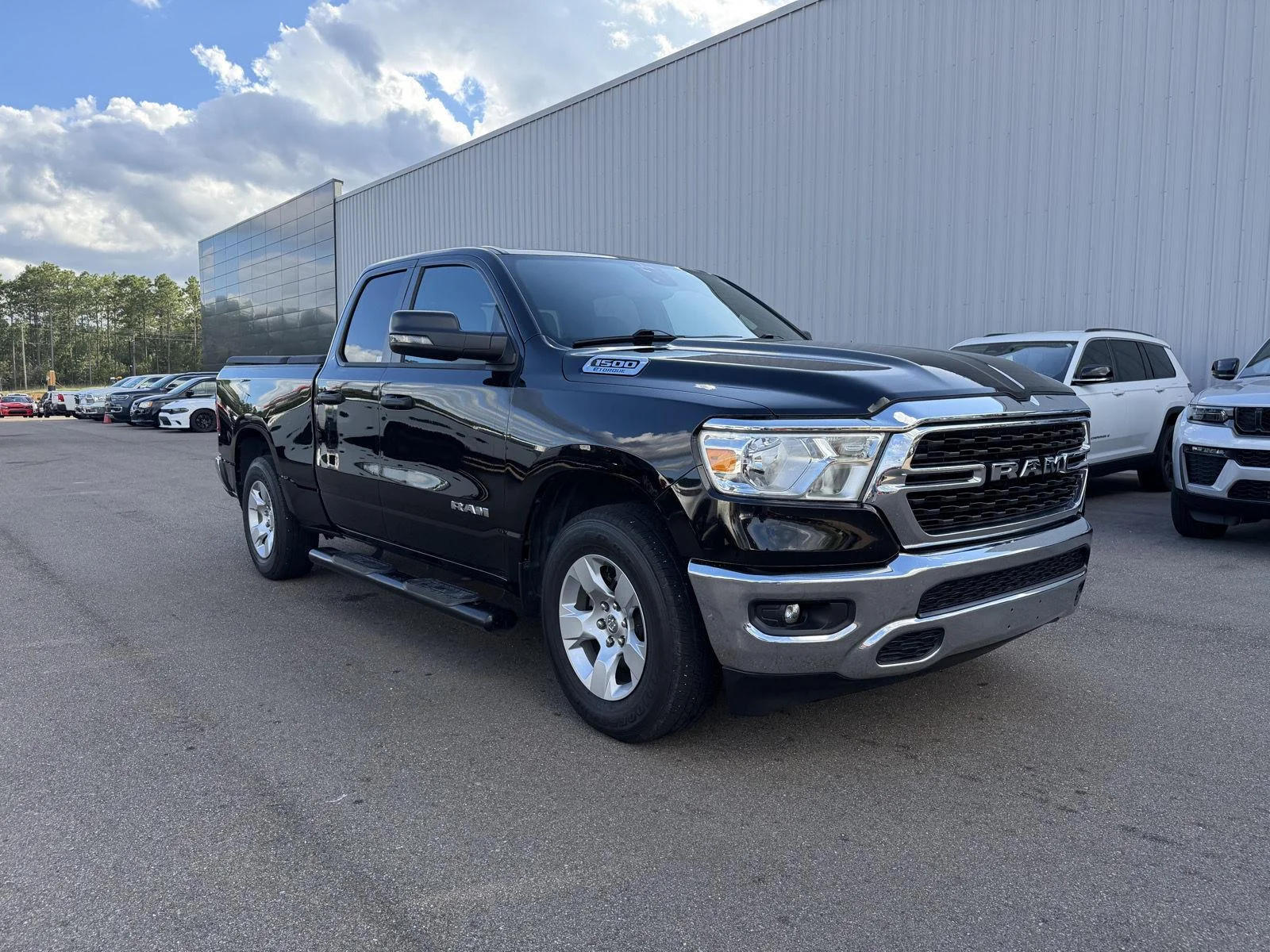 Used 2024 Diamond Black Crystal Pearlcoat Ram Big Horn image 3
