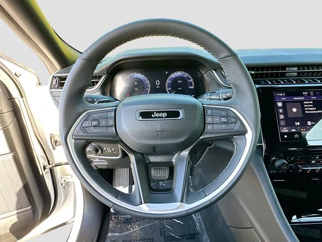 Certified Used 2024 White Jeep Altitude image 12