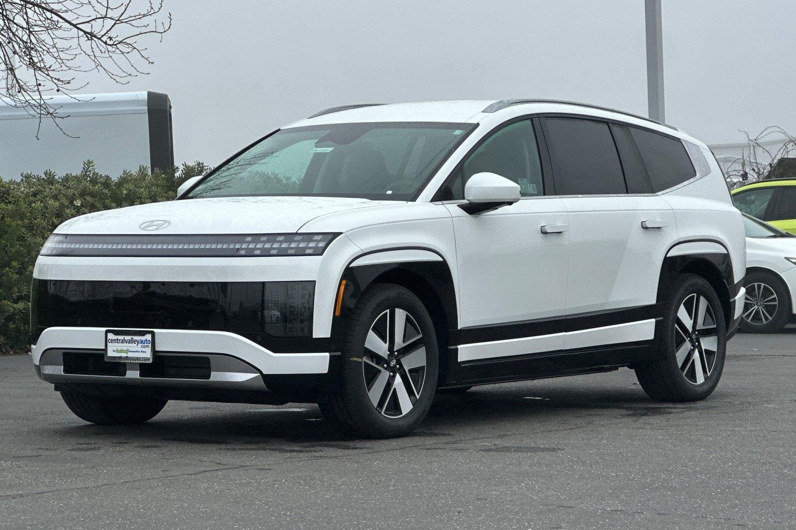 New 2026 Snow White Pearl Hyundai SEL image 37
