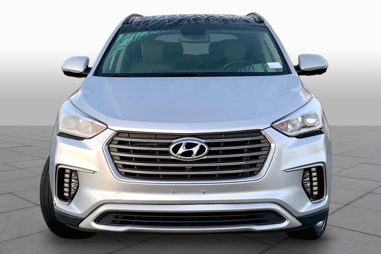 Used 2017 Circuit Silver Hyundai Limited Ultimate image 4