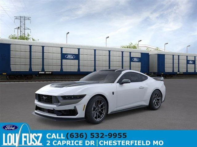 2026 Ford Mustang Dark Horse's photo