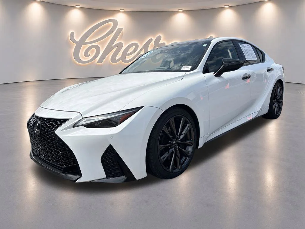2023 Lexus IS