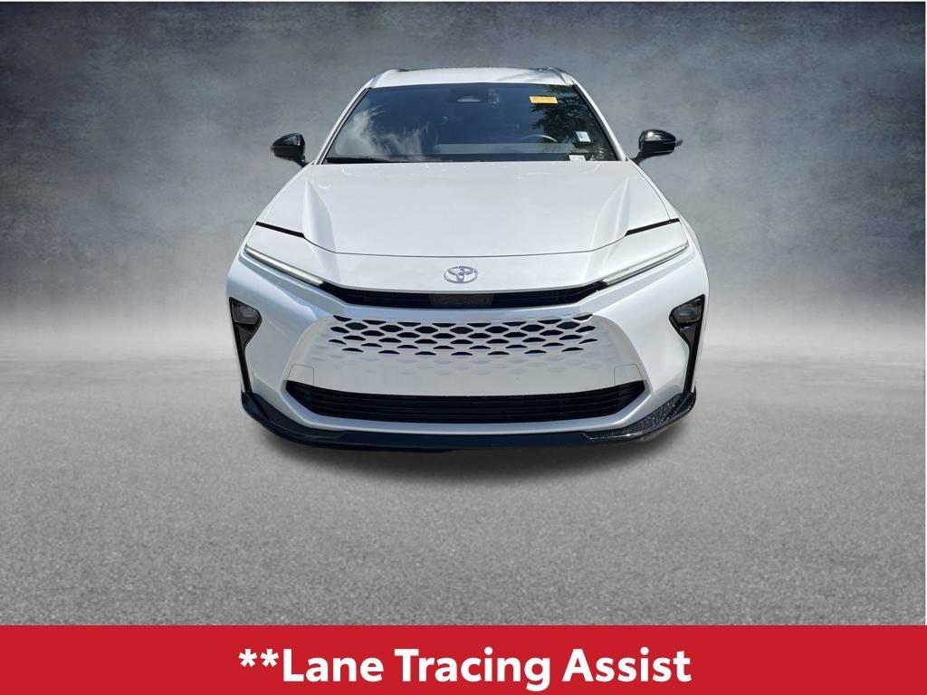Used 2025 White Toyota XLE image 12