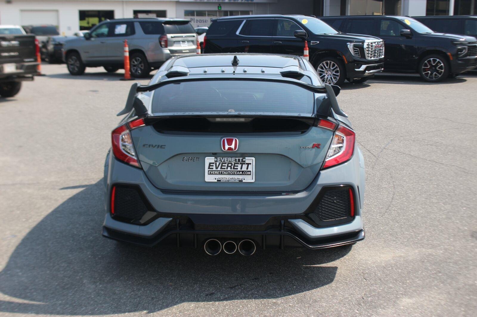Used 2019 Grey Honda Touring image 7