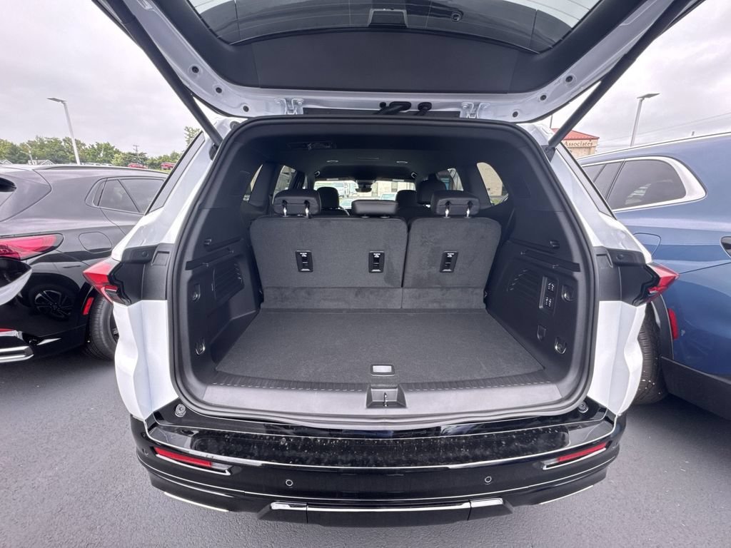 New 2026 Summit White Buick Sport Touring image 30