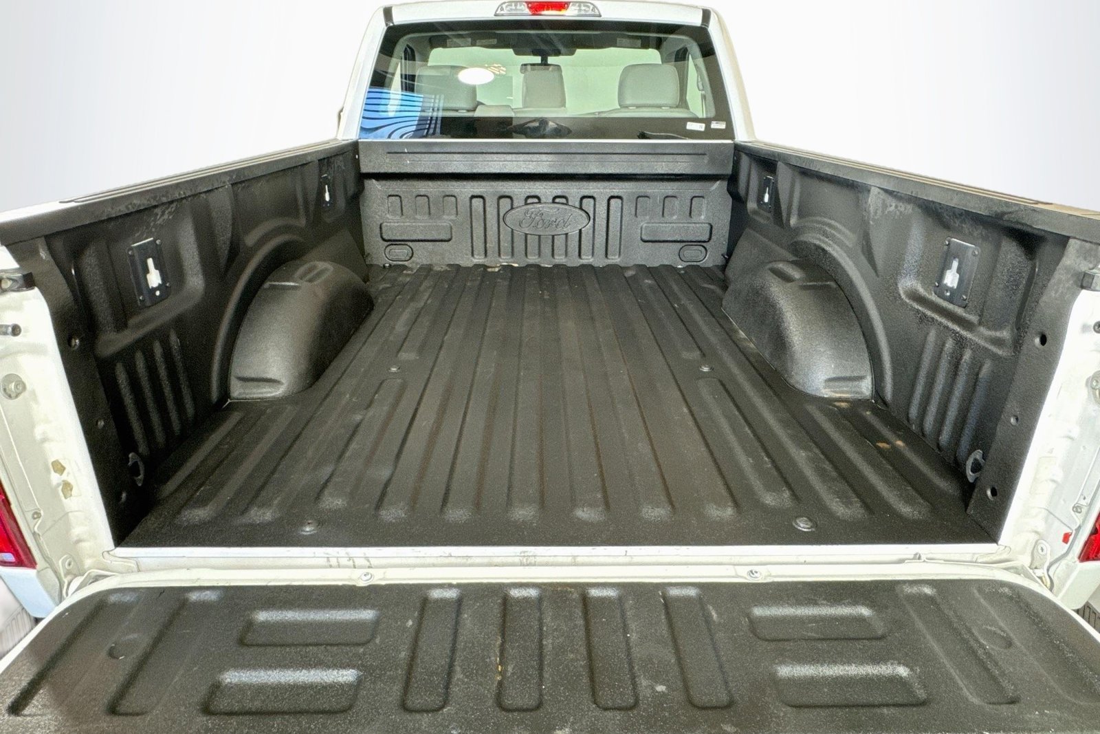 Used 2020 Oxford White Ford XL image 21