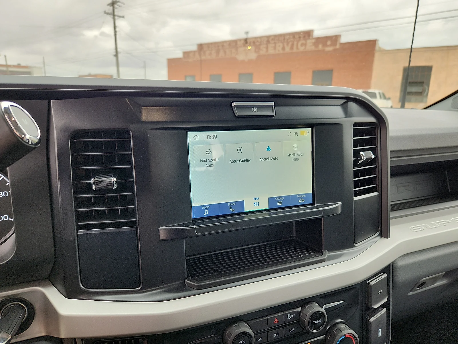 New 2026 Oxford White Ford F-250® XL image 24