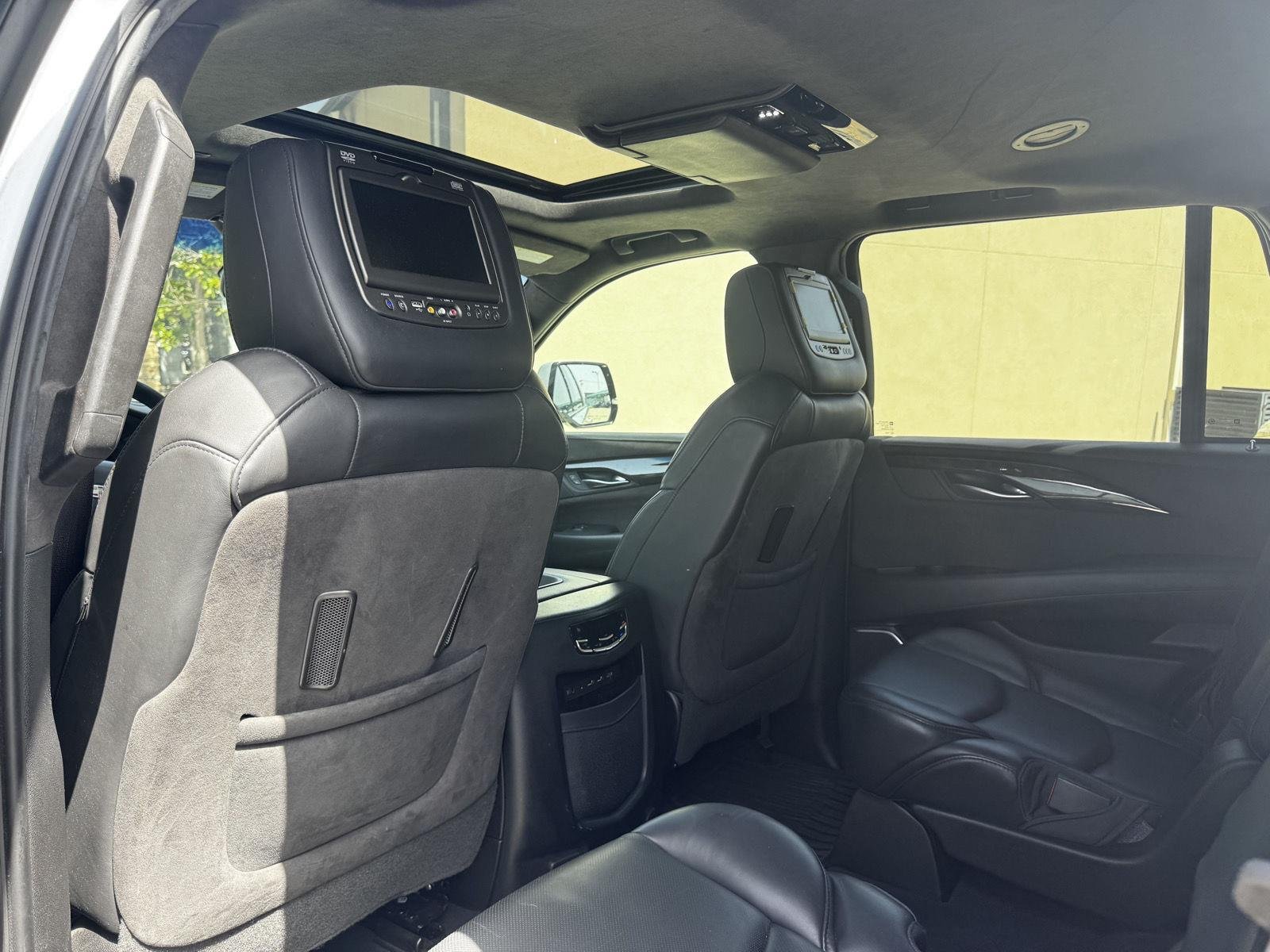 Used 2017 Radiant Silver Metallic Cadillac Platinum image 12