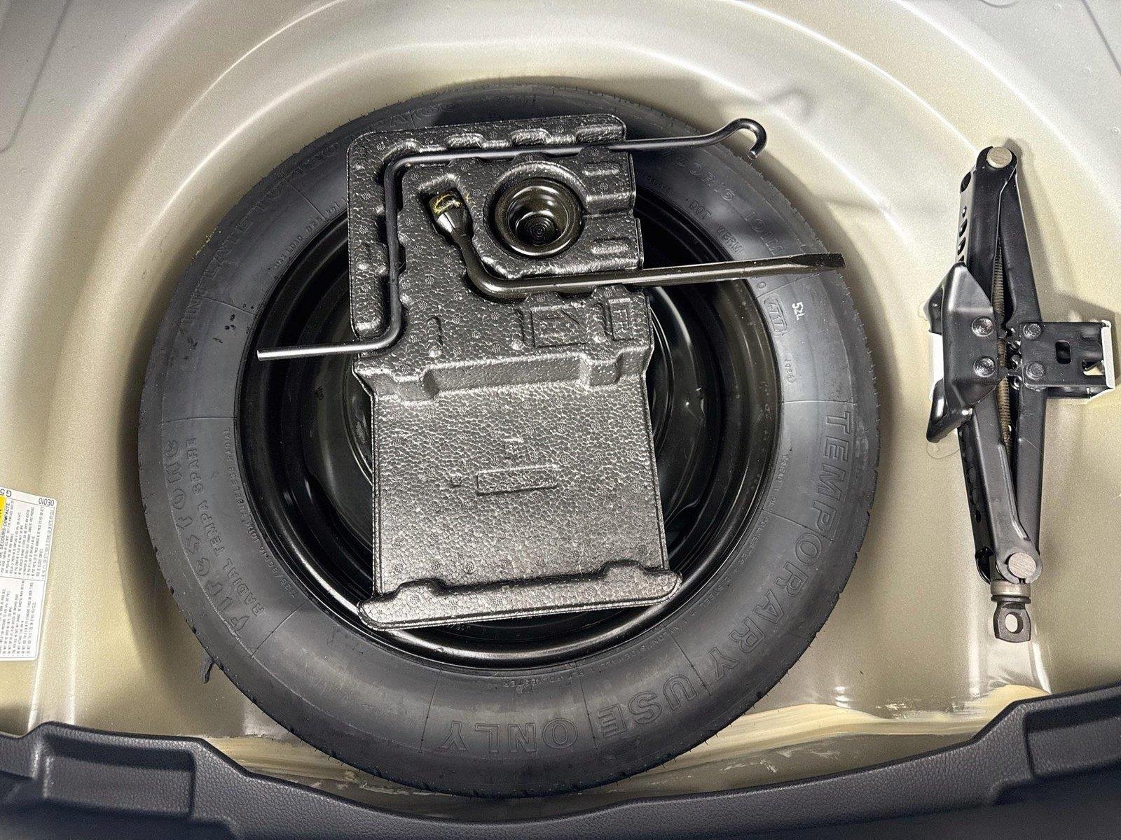 Used 2018 Super White Toyota L image 29
