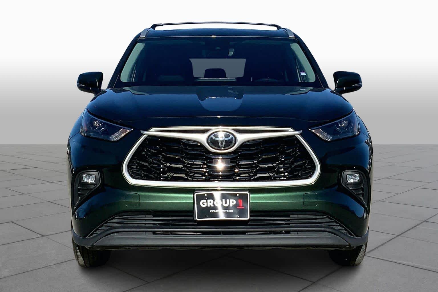 Used 2023 Cypress Toyota XLE image 4