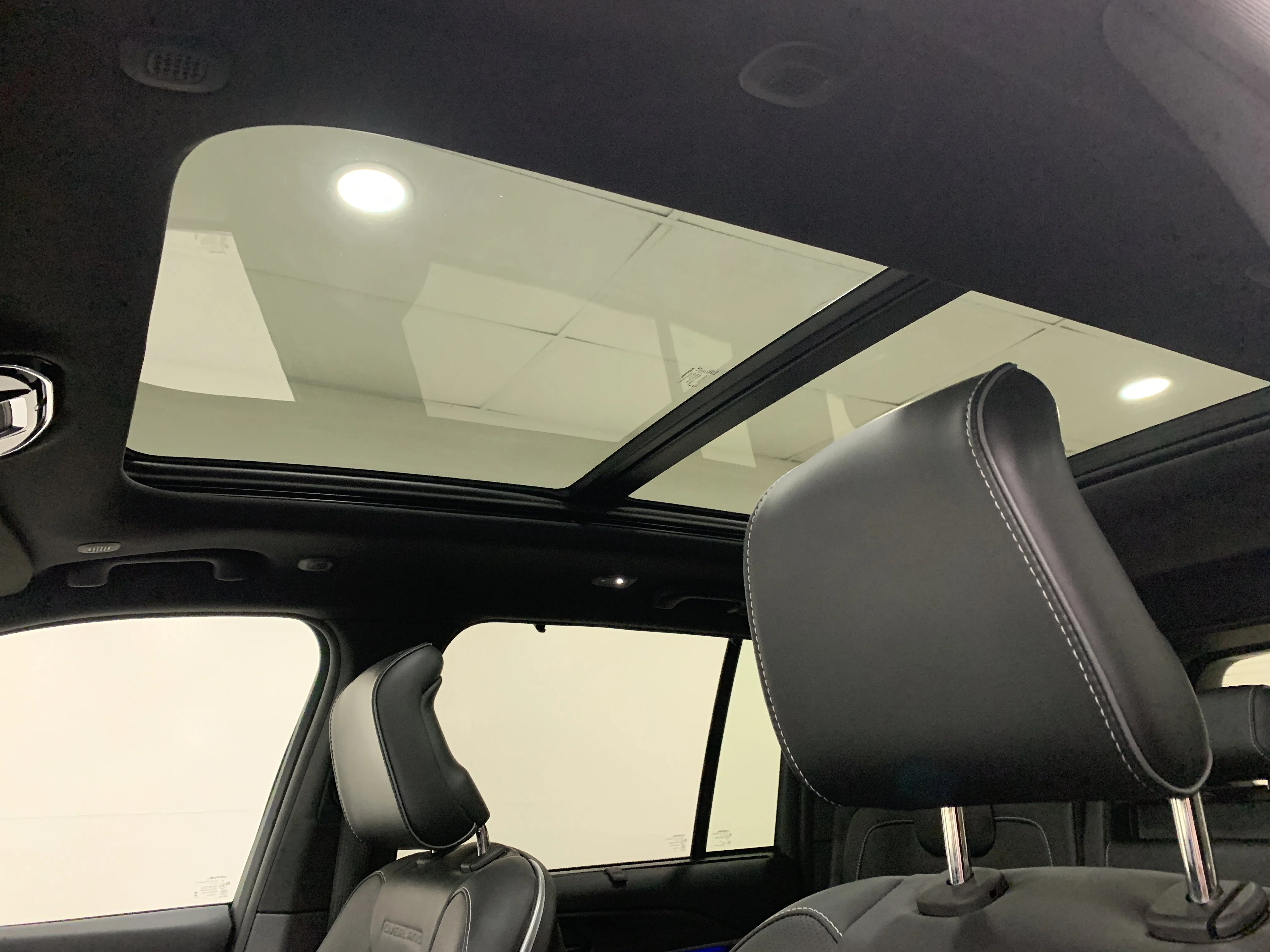 New 2023 Silver Zynith Jeep Overland image 7