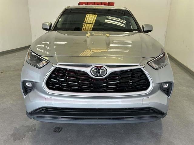 Certified Used 2024 CELESTIAL SILVER Toyota  image 8