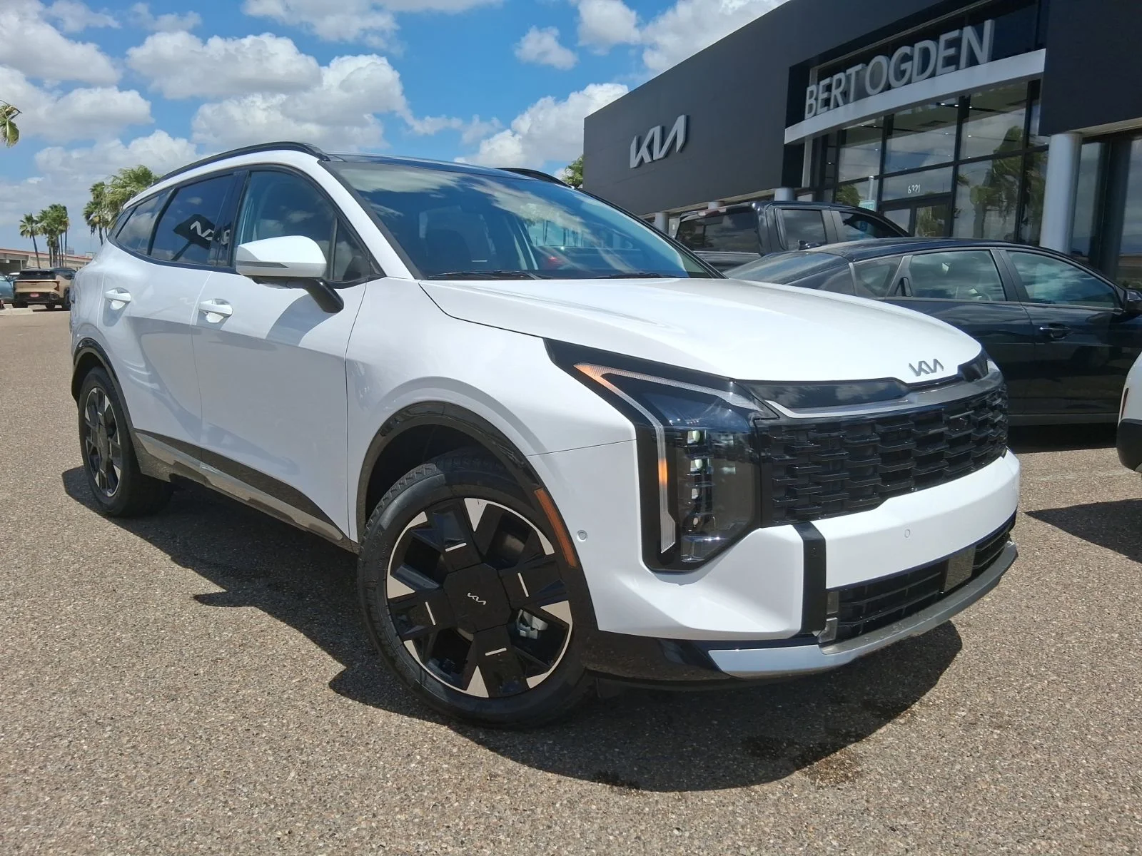 New 2026 White Kia SX-Prestige image 1