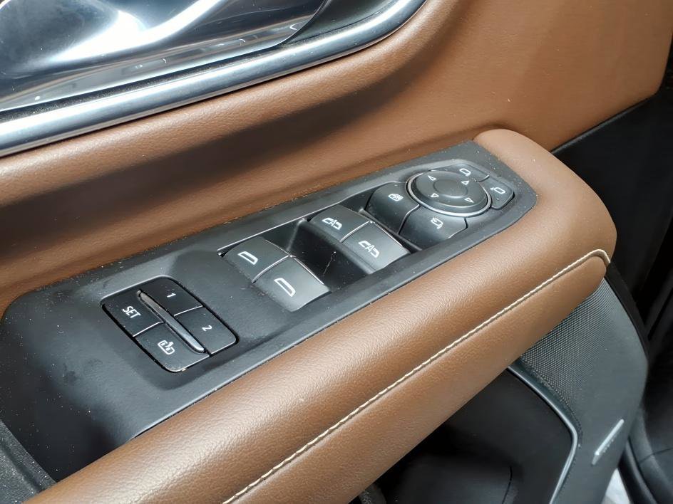Used 2021 Graywood Metallic Chevrolet High Country image 20