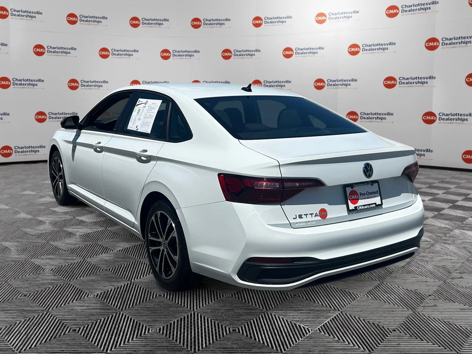 Used 2023 Pure White Volkswagen Sport image 3