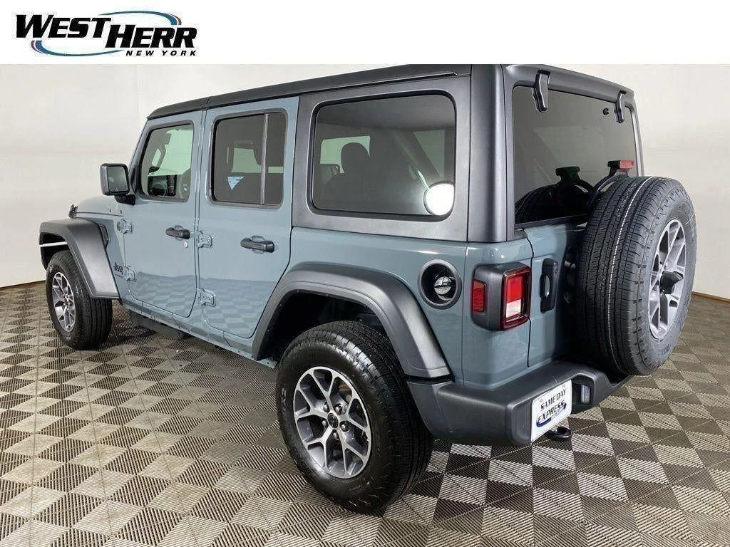 Used 2026 Anvil Clearcoat Jeep Sport S image 50