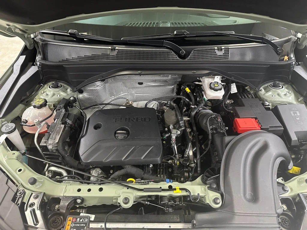 Certified Used 2025 Cacti Green Chevrolet LT image 38