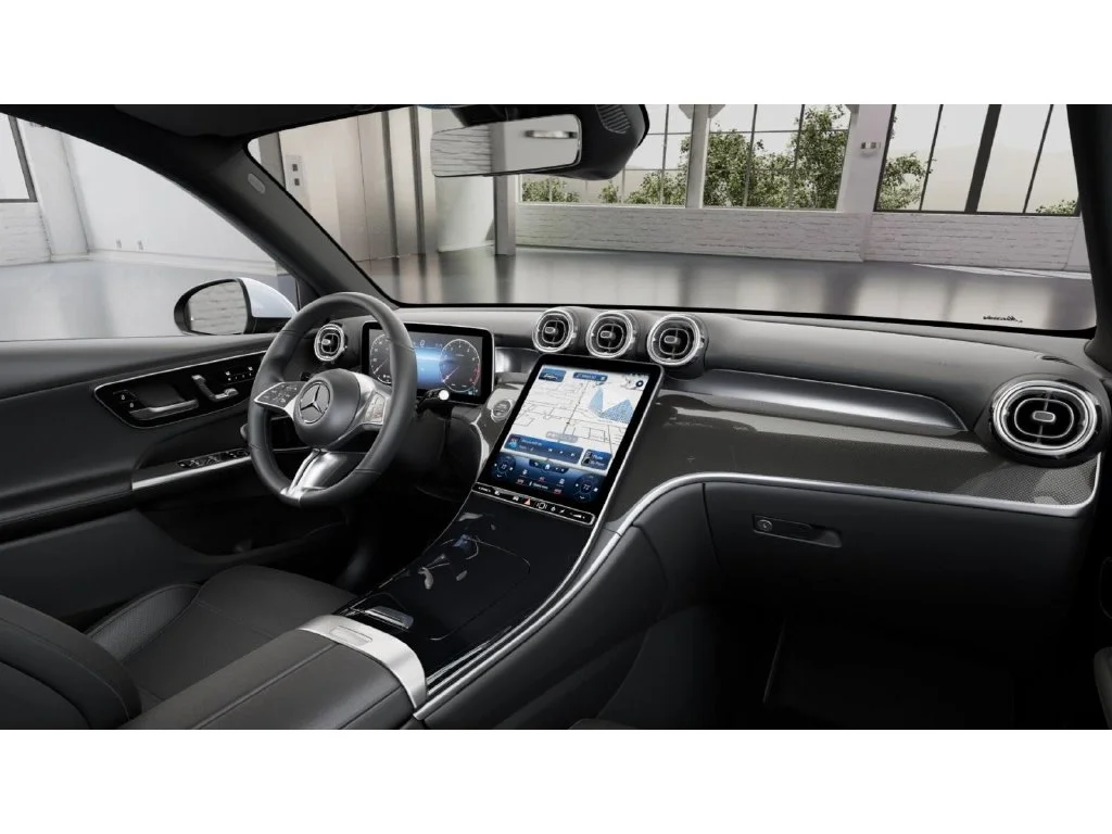 New 2027 White Mercedes-Benz GLC 300 image 6