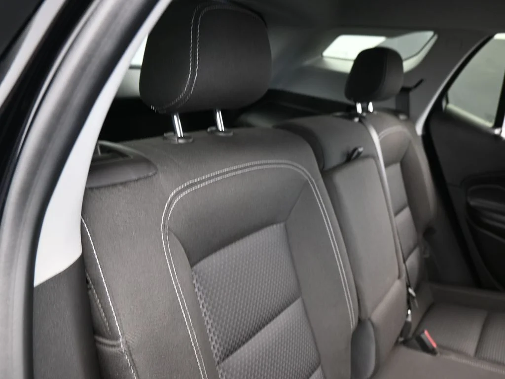 Used 2023 Ebony Twilight Metallic GMC SLE image 35