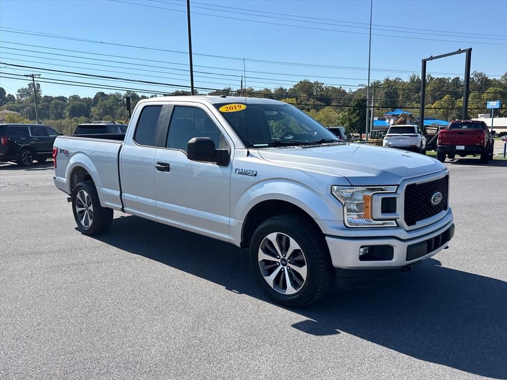 Used 2019 Ingot Silver Ux Ford XL image 7