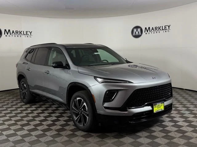 2026 Buick Enclave Sport Touring AWD's photo