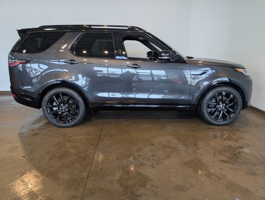 2026 Land Rover Discovery Gemini Edition - Photo 6