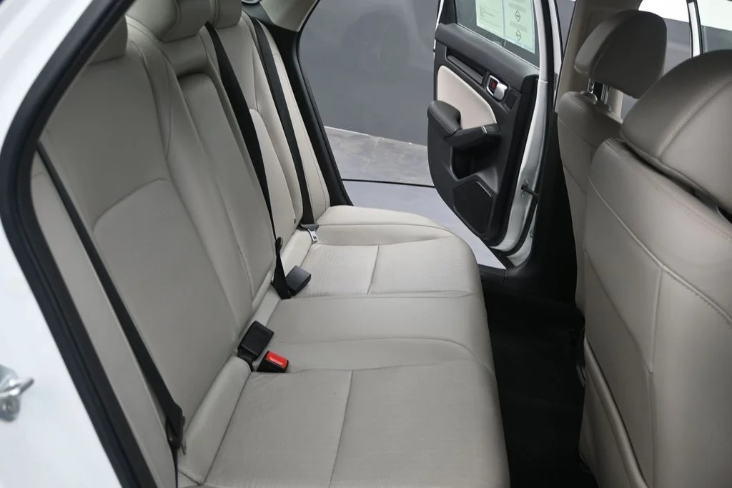 Used 2023 Platinum White Pearl Honda Touring image 18