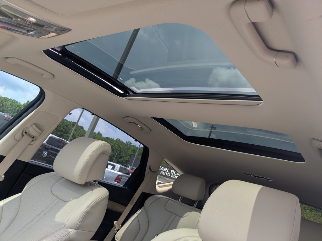 Used 2024 Makalu Gray Genesis 3.5T AWD image 24
